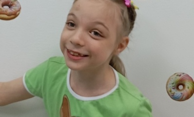 Новикова Алеся 7 лет  Диагноз: ДЦП, спастическая диплегия, задержка статико- моторного и психо-речевого развития. Необходим курс из 30 занятий АФК